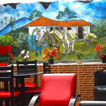 Hostal La Pijarana Саленто Экстерьер фото