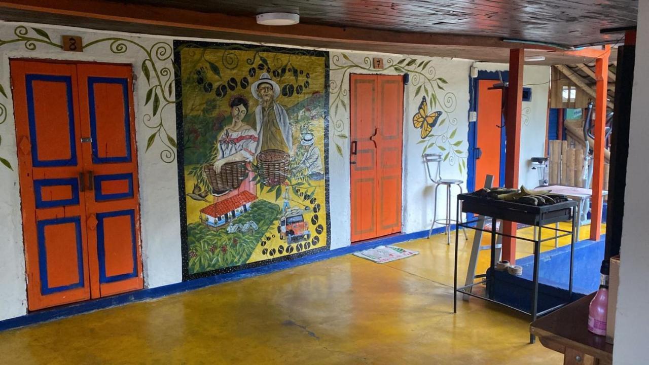 Hostal La Pijarana Саленто Экстерьер фото