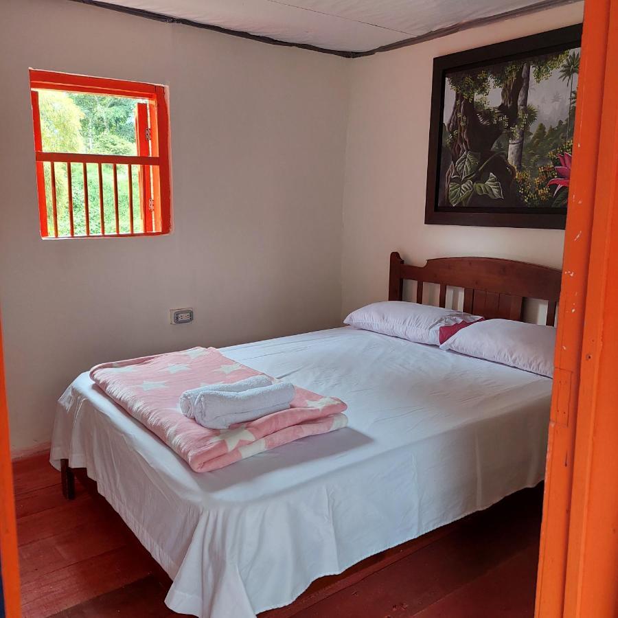 Hostal La Pijarana Саленто Экстерьер фото