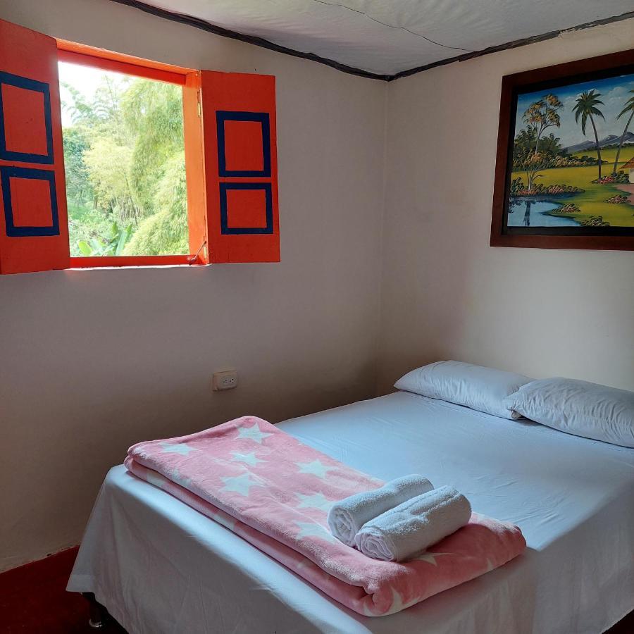 Hostal La Pijarana Саленто Экстерьер фото