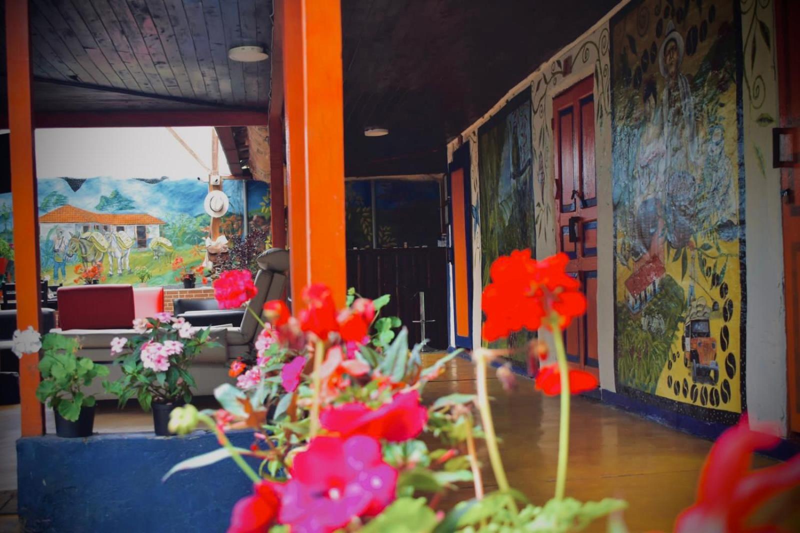 Hostal La Pijarana Саленто Экстерьер фото